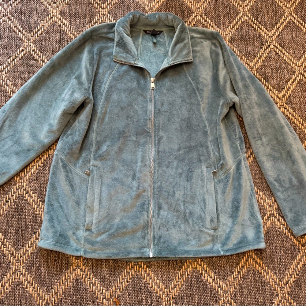 Atletha pale green zip up sweater/jacket